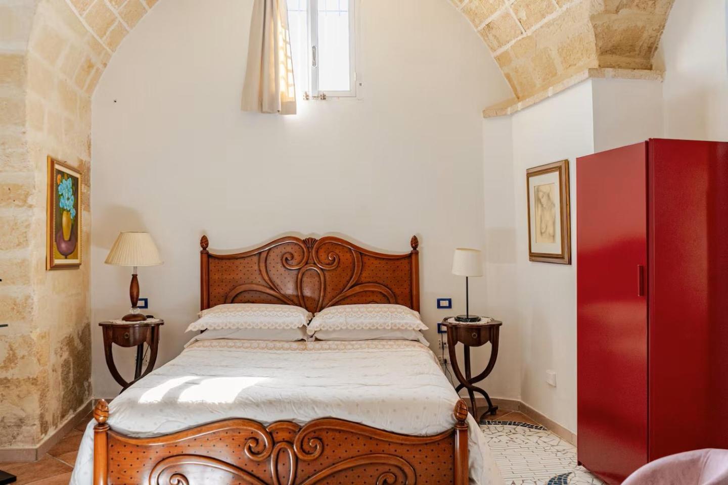 B&B Corte Dei Memoli Di Margiotta Giuseppina Lecce Eksteriør billede